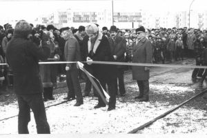 Otwarcie nowego odcinka linii tramwajowej w dzielnicy Manifestu Lipcowego, 1984 r.